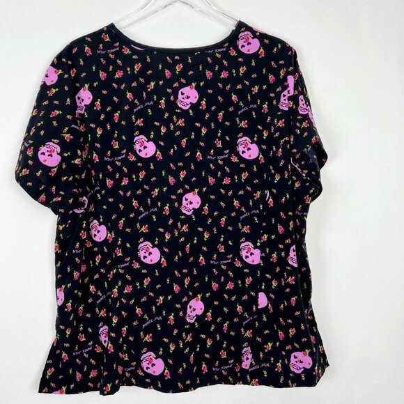 Betsey Johnson Scrub Top Women's Size 2X Rosebud Skull Hearts Black Pink - Picture 13 of 15